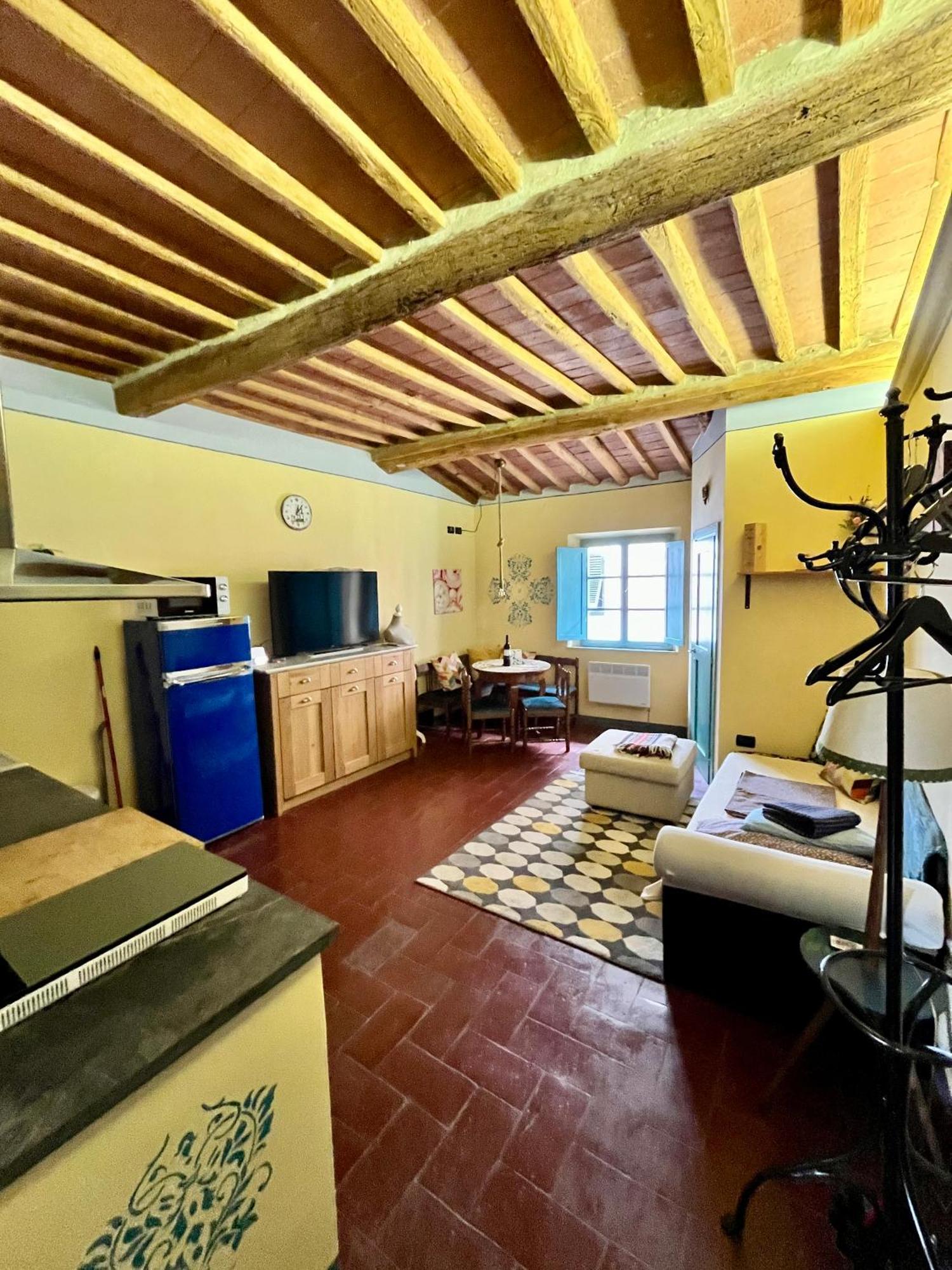 Turquoise Rose Apartment Peccioli Exterior photo